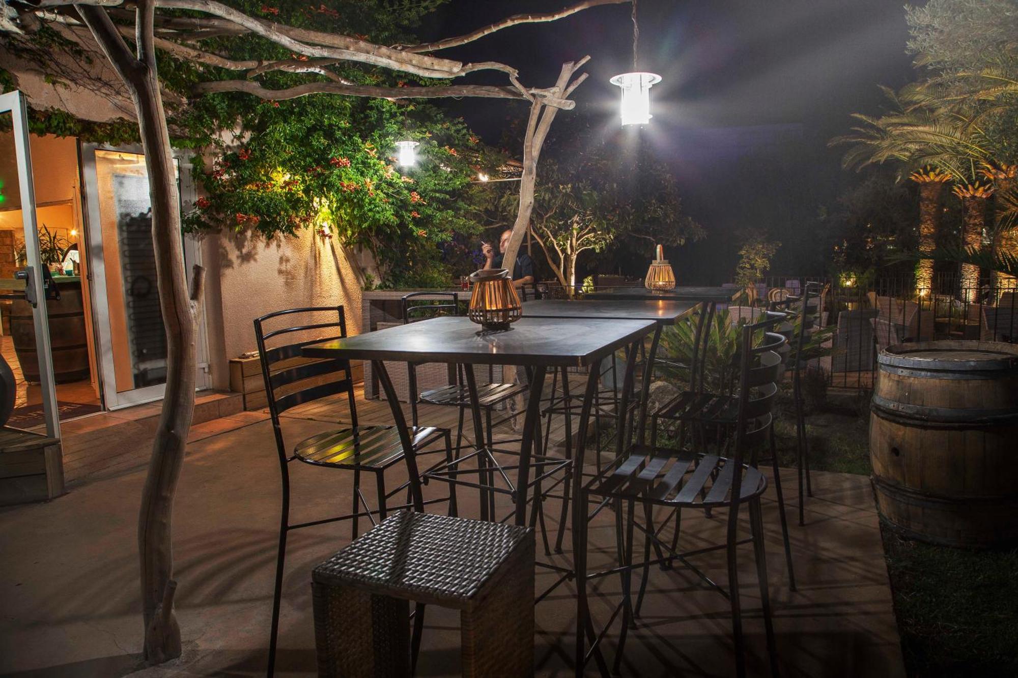 Arutoli Camping 3*